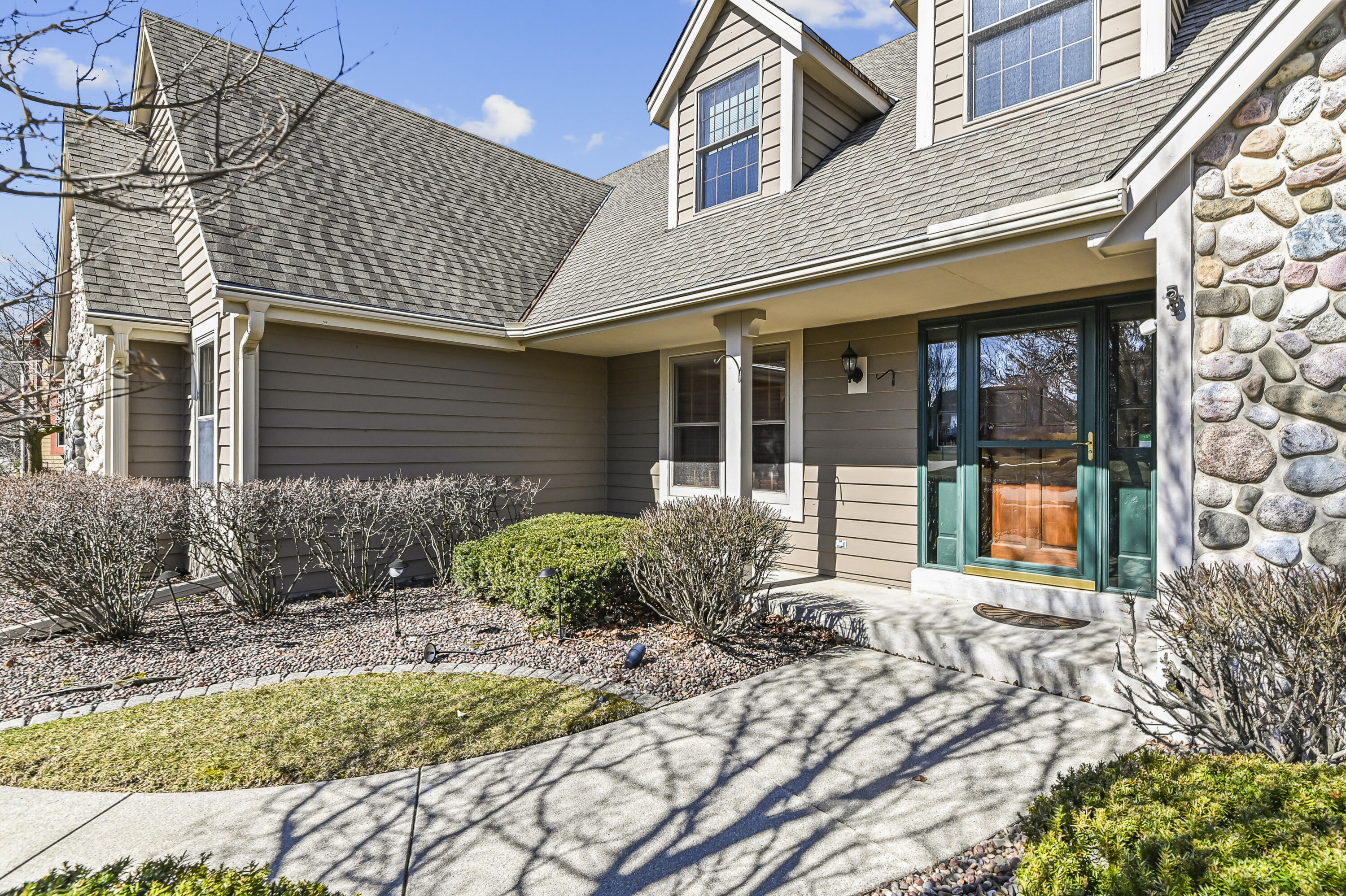 293 Westfield Way Pewaukee, WI 53072 - Photo 36 of 55 EXT-10