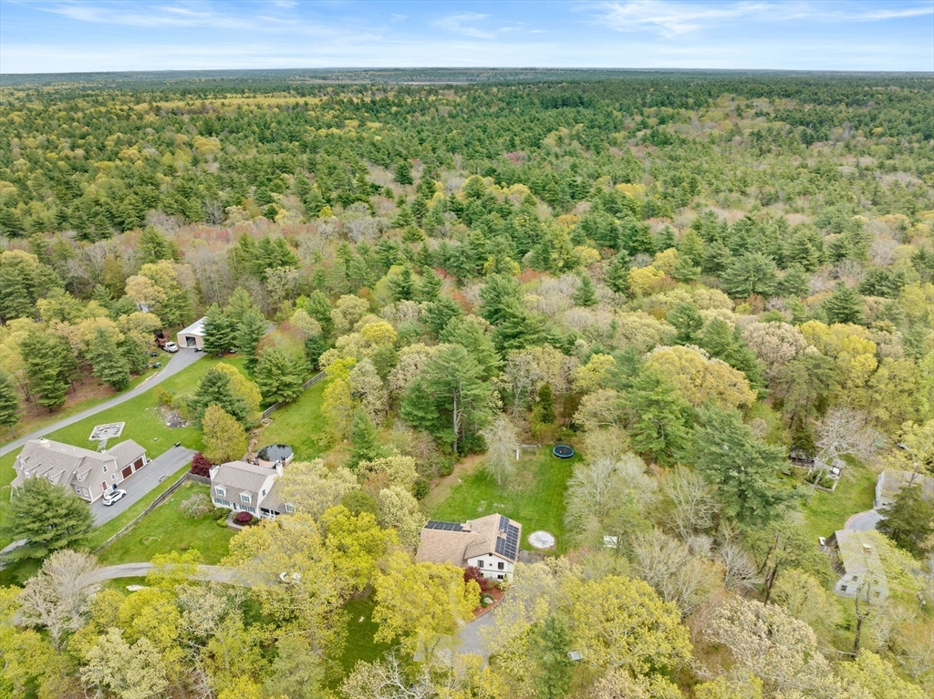 39 High Street Freetown, MA 02702 - Photo 5 of 42