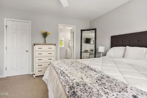 $325,000 | 313 Pittsboro Street, Fuquay-Varina, NC 27526