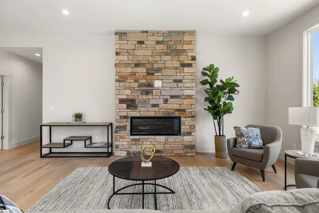 $449,999 | 204 Tot Howell Road, Greer, SC 29651