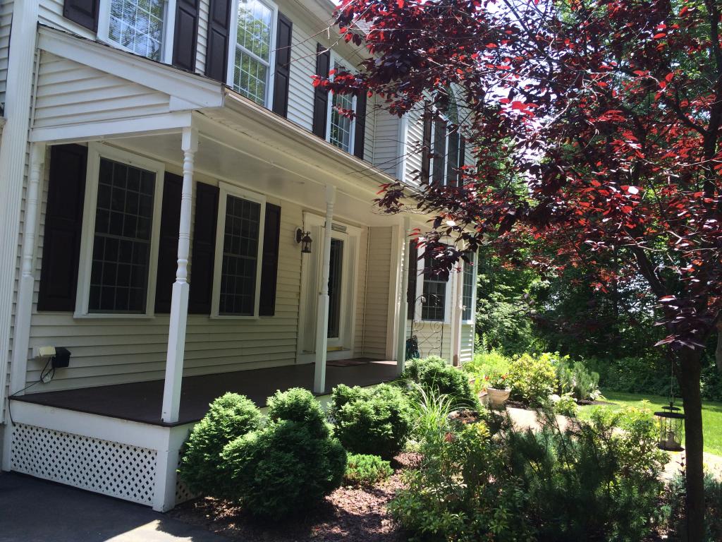 5 South Bow Road Hooksett, NH 03106 - Photo 1 of 21