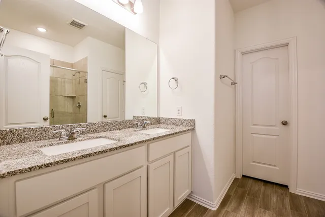 $2,150 | 31326 Black Frst Crossing, Fulshear, TX 77441