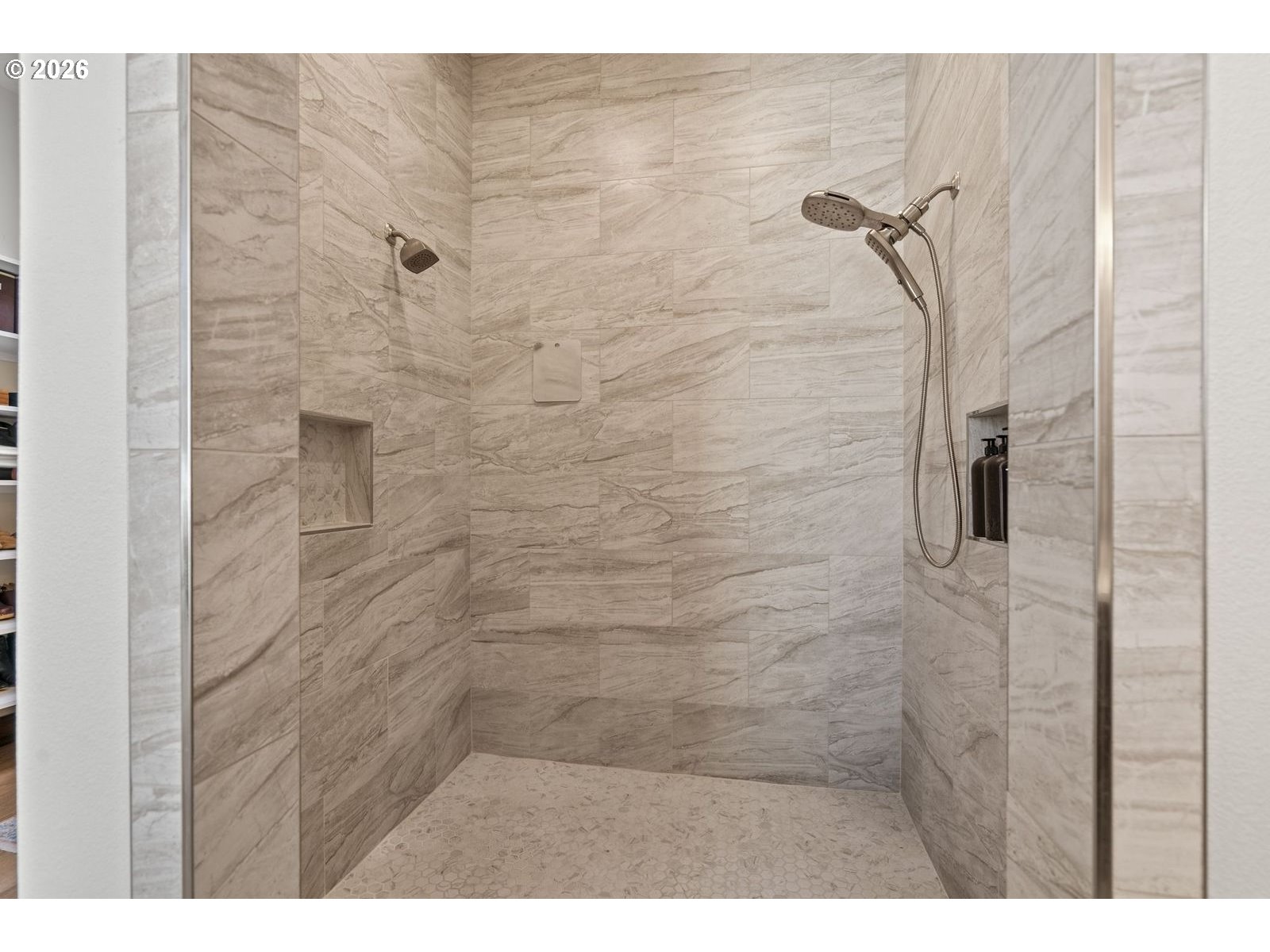 2106 Southwest Tahoe Avenue Pendleton, OR 97801 - Photo 31 of 48 a bathroom with a shower