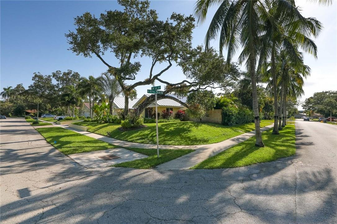 33 Southwest 14th Avenue Boca Raton, FL 33486 - Photo 3 of 58 Photo 3