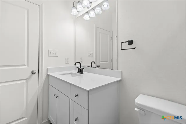 $220,000 | 430 Line Of Fire Way, Jarrell, TX 76537