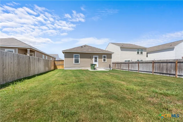 $220,000 | 430 Line Of Fire Way, Jarrell, TX 76537