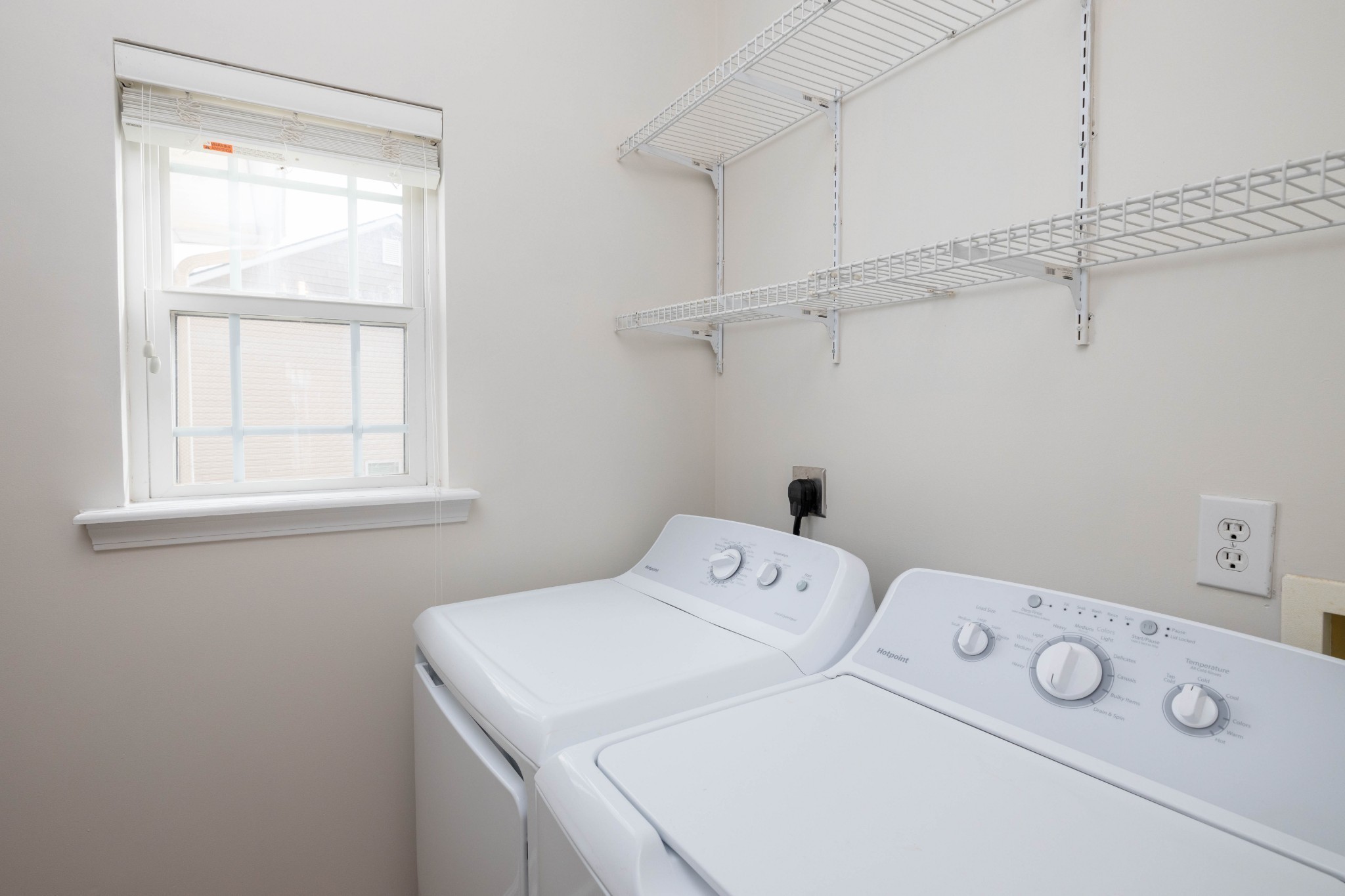 1011 Somerset Springs Drive Spring Hill, TN 37174 - Photo 14 of 28 a utility room with dryer and washer