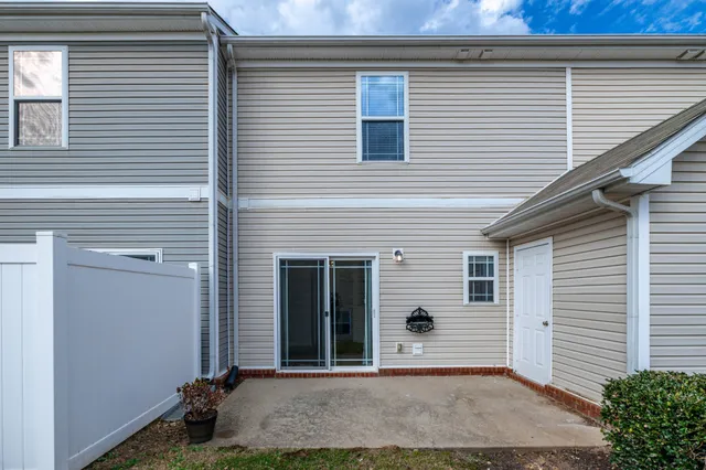 $1,650 | 1011 Somerset Springs Drive, Spring Hill, TN 37174