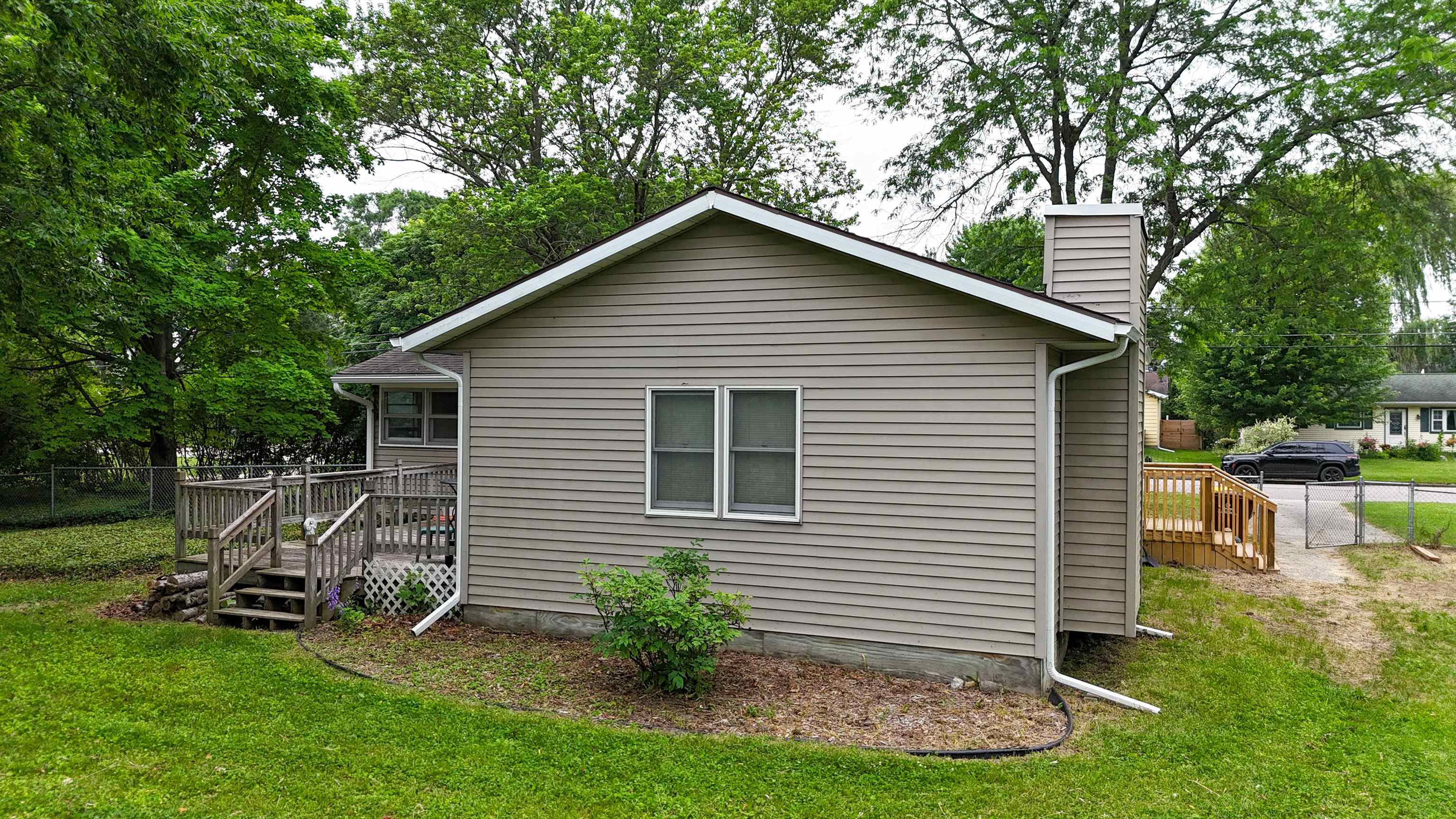1817 South Stockman Road Mount Pleasant, MI 48858 - Photo 3 of 21 1947387-a1ebbd99-1cae-494f-90e0-e2d7ea0ba2a1.JPG