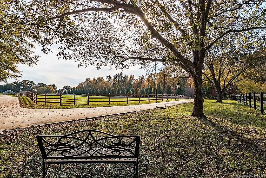 2709 Valley Farm Road Waxhaw, NC 28173 - Photo 4 of 28 Gallery Image 4