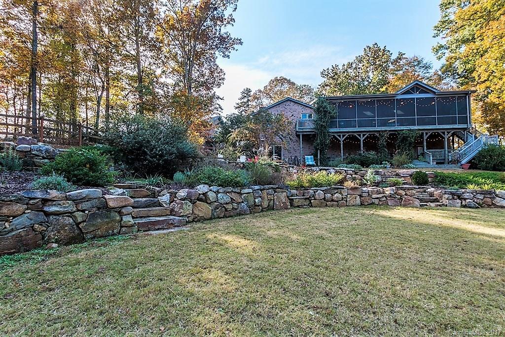 2709 Valley Farm Road Waxhaw, NC 28173 - Photo 8 of 28 Gallery Image 8