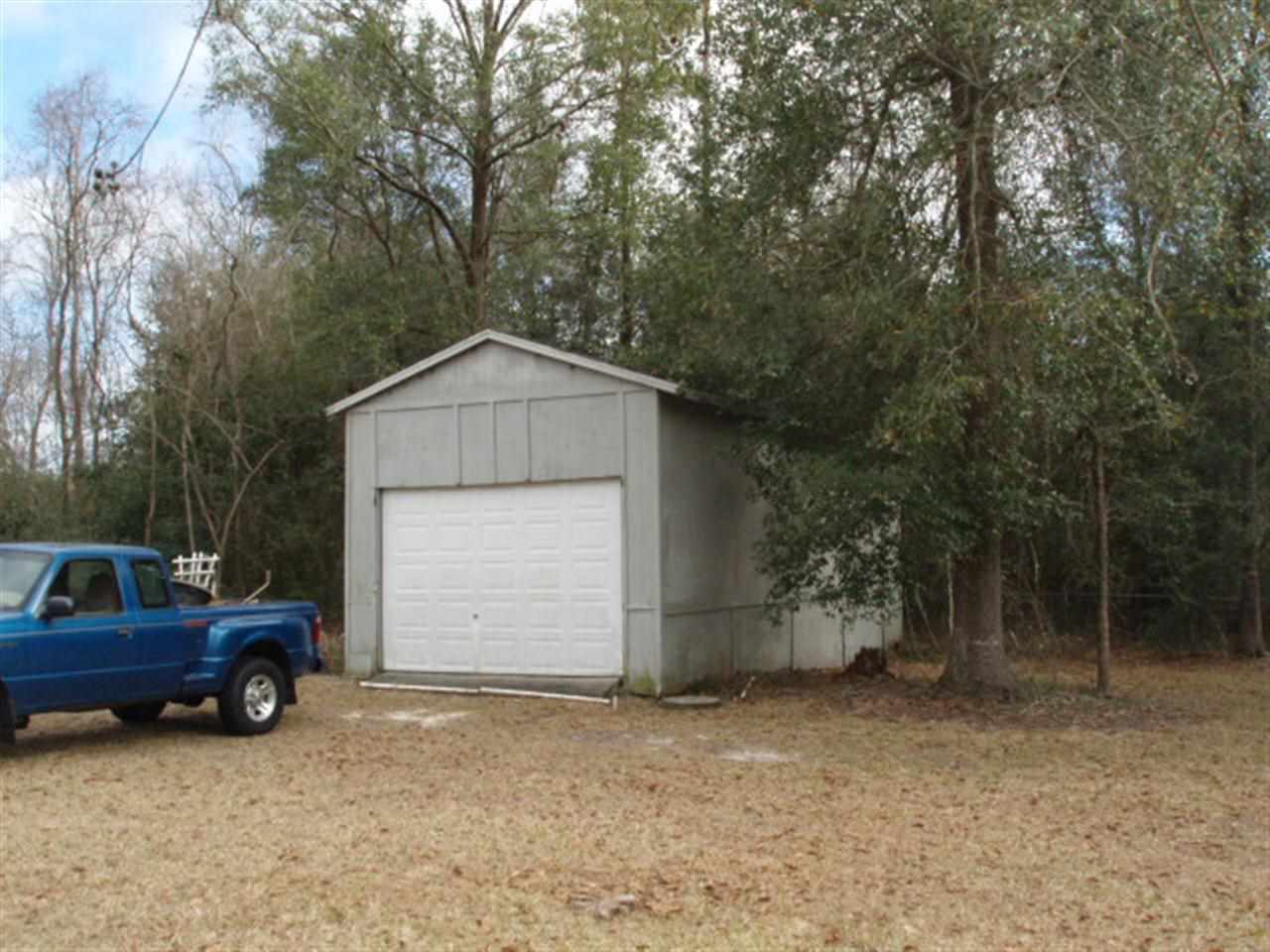 3260 Pine Forest Road Cantonment, FL 32533 - Photo 40 of 42 Gallery Image 40