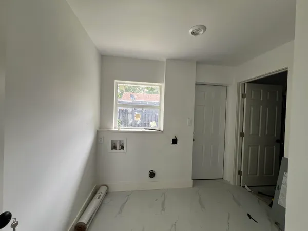 $3,000 | 828 South B Street, Lake Worth Beach, FL 33460