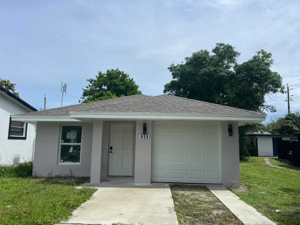 $3,000 | 828 South B Street, Lake Worth Beach, FL 33460