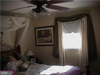 864 Roger Road Warminster, PA 18974 - Photo 6 of 6 Gallery Image 6