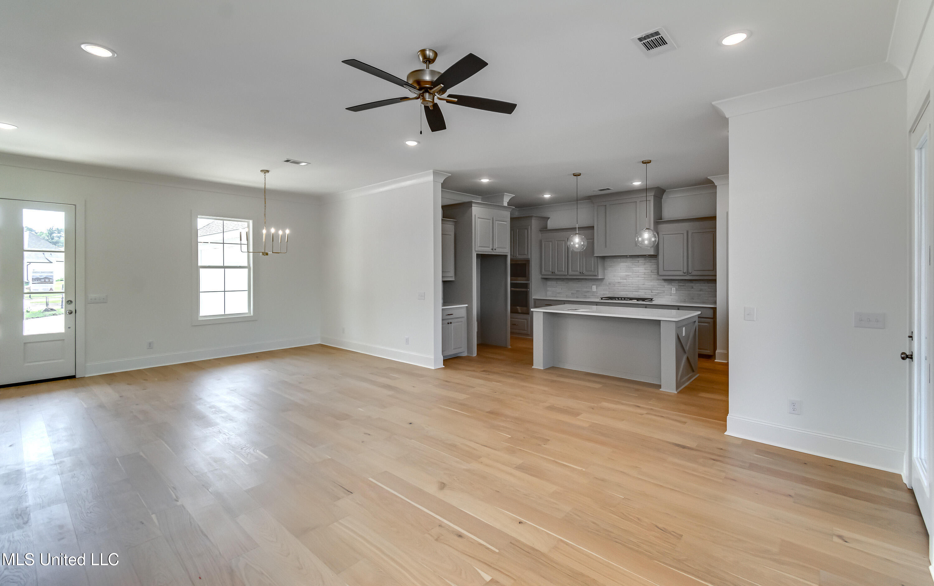 241 Bronson Bend Flowood, MS 39232 - Photo 15 of 59 241 Bronson St-25