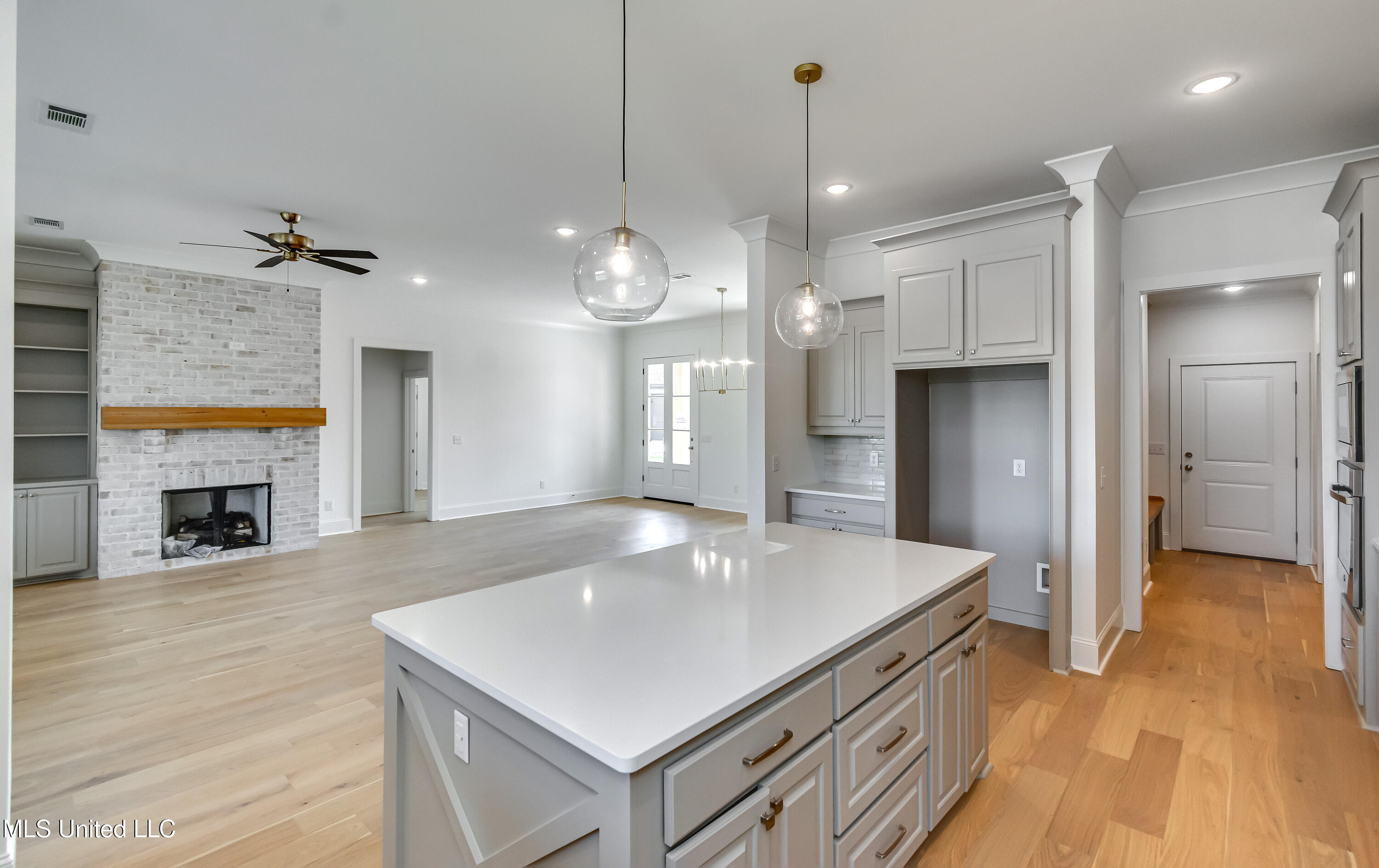 241 Bronson Bend Flowood, MS 39232 - Photo 21 of 59 241 Bronson St-31