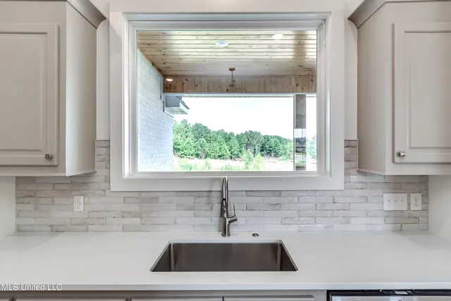 $458,999 | 241 Bronson Bend, Flowood, MS 39232