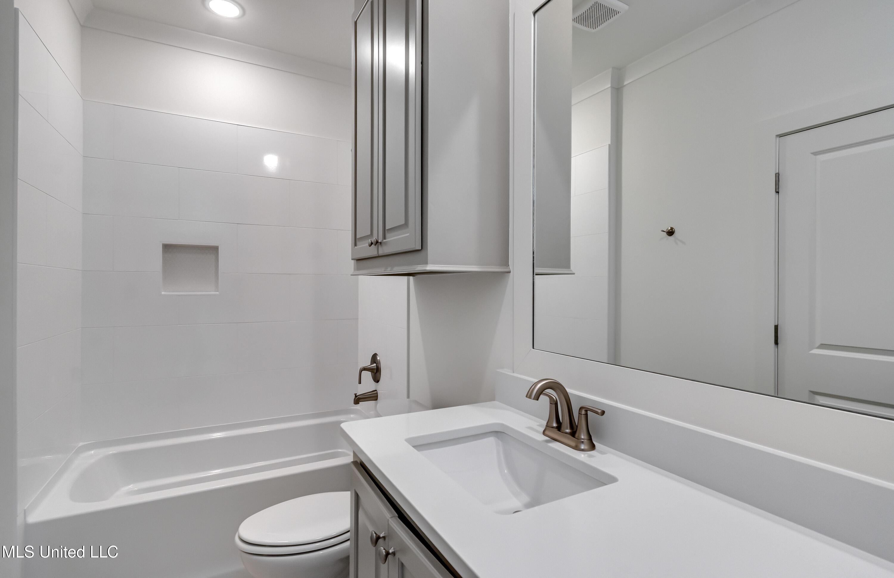 241 Bronson Bend Flowood, MS 39232 - Photo 33 of 59 241 Bronson St-48