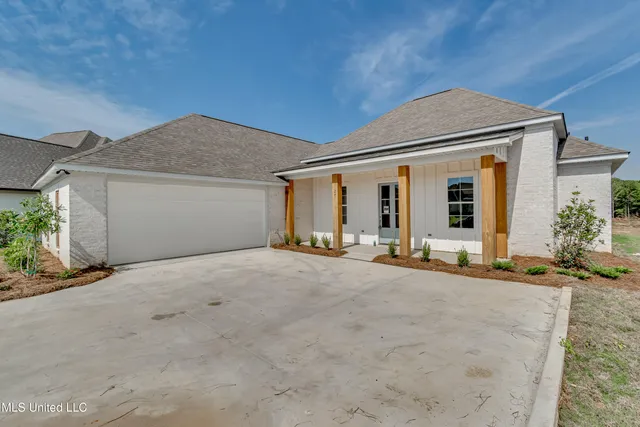 $458,999 | 241 Bronson Bend, Flowood, MS 39232