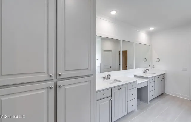 $458,999 | 241 Bronson Bend, Flowood, MS 39232