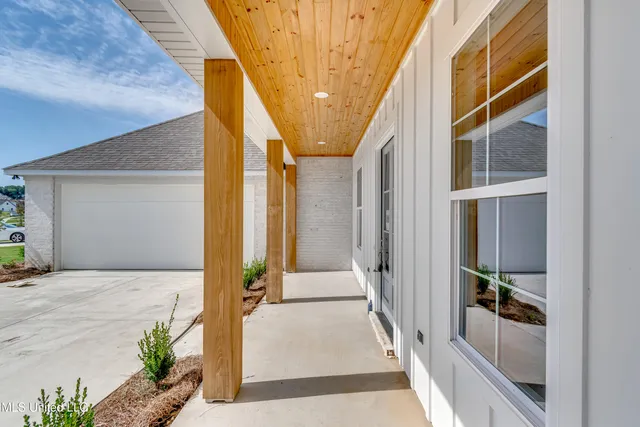 $458,999 | 241 Bronson Bend, Flowood, MS 39232