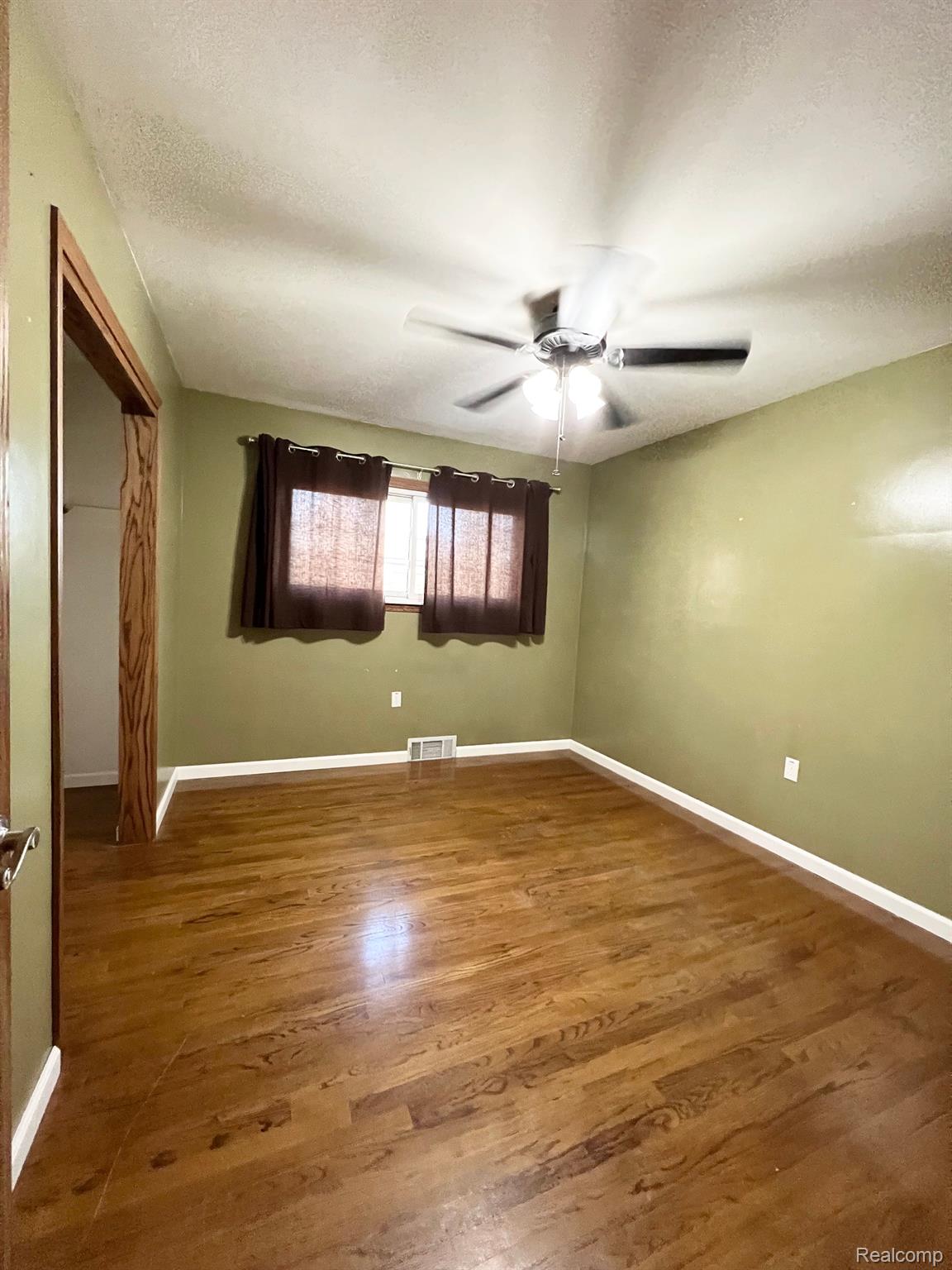 9063 Beech Daly Road Taylor, MI 48180 - Photo 27 of 37 bedroom 3