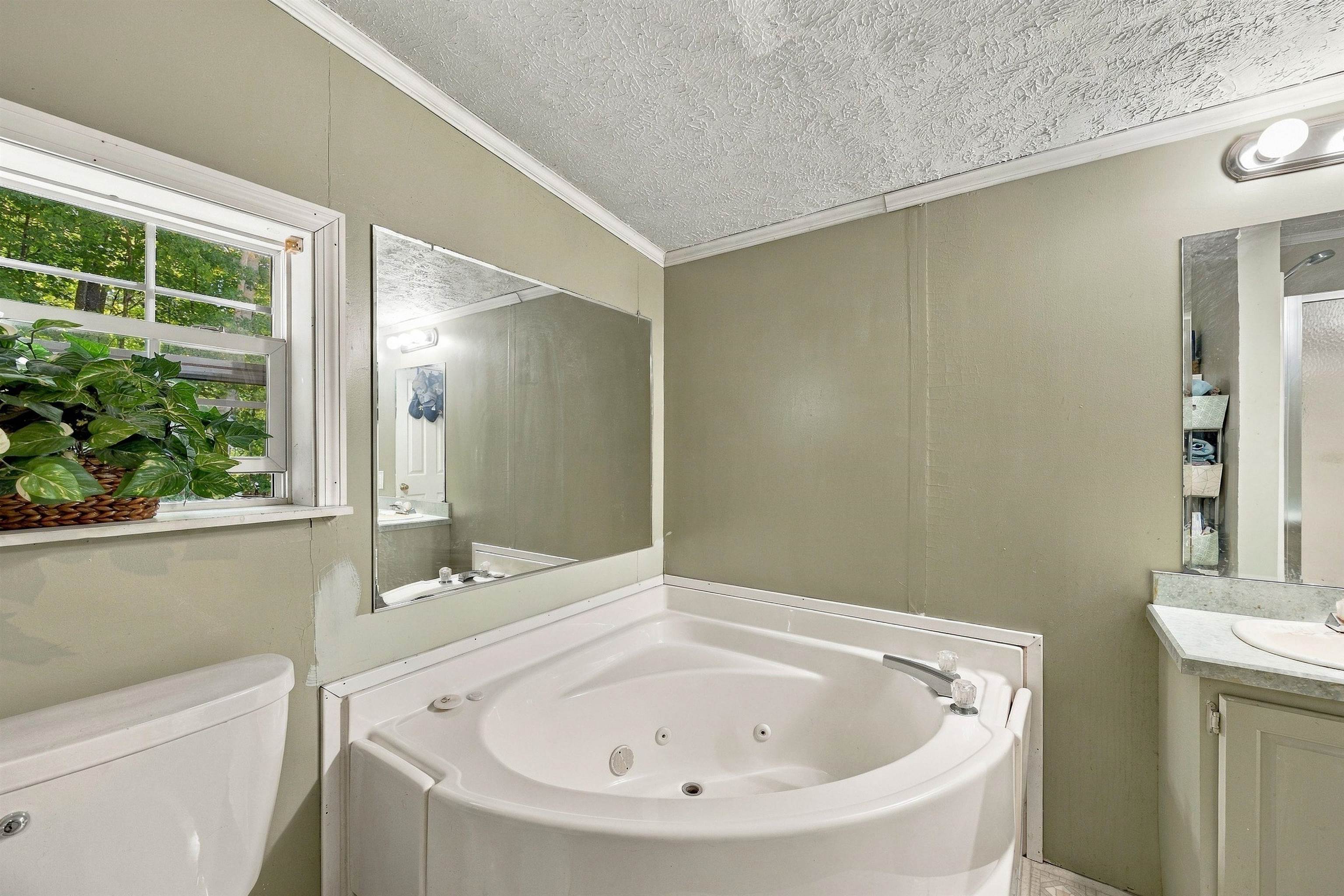 811 Eastside Road Woodstock, NH 03262 - Photo 40 of 55 Gallery Image 40