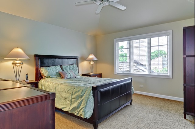 902 St Stephens Green Oak Brook, IL 60523 - Photo 18 of 25