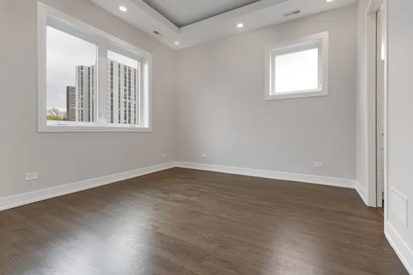 $454,900 | 225 South Hamilton Avenue, Unit 3, Chicago, IL 60612