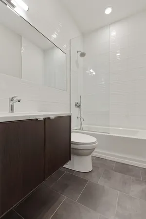 $454,900 | 225 South Hamilton Avenue, Unit 3, Chicago, IL 60612
