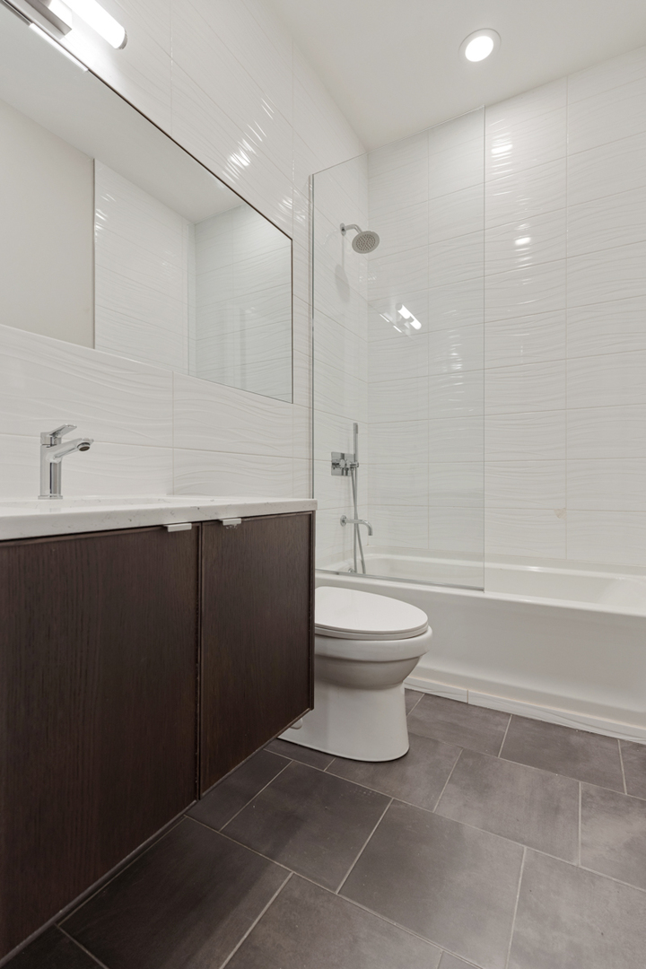 225 South Hamilton Avenue, Unit 3 Chicago, IL 60612 - Photo 20 of 27