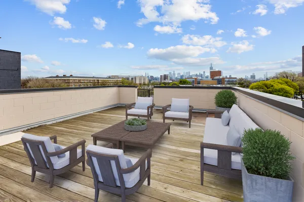 $454,900 | 225 South Hamilton Avenue, Unit 3, Chicago, IL 60612