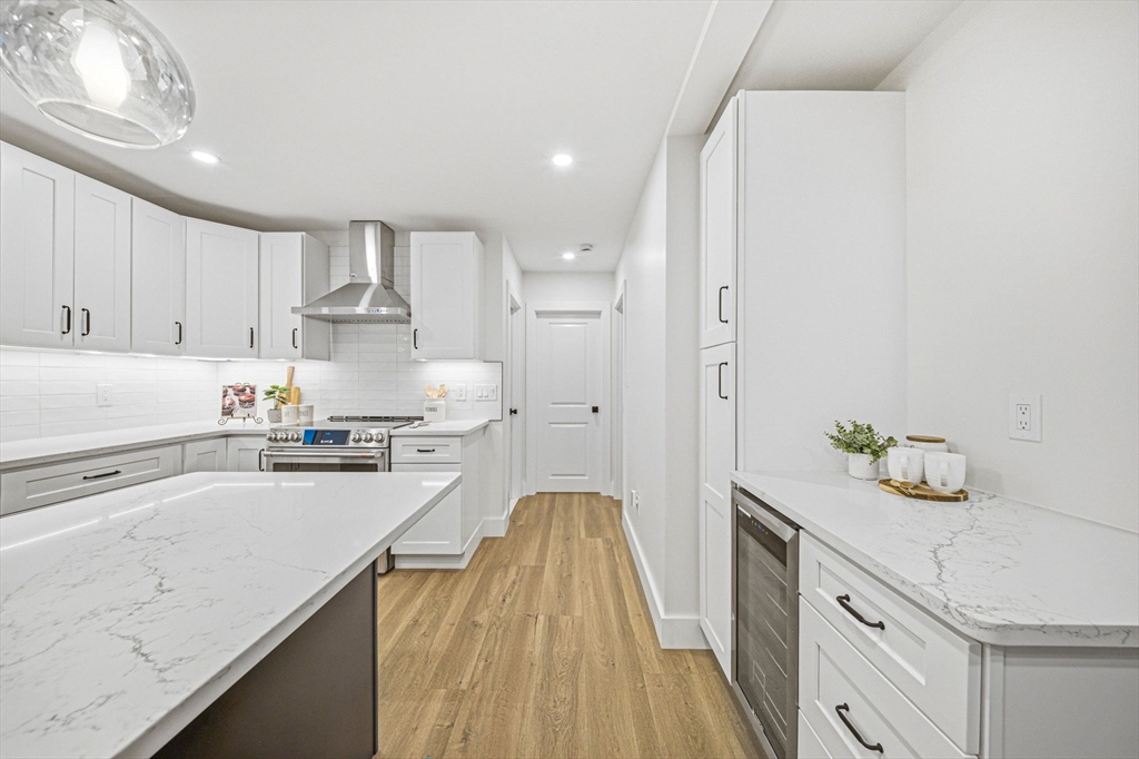 52-54 Rangeley Road Newton, MA 02465 - Photo 12 of 42