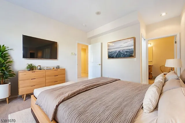 $264,900 | 2 Richmond Road, Unit 210, West Milford, NJ 07480