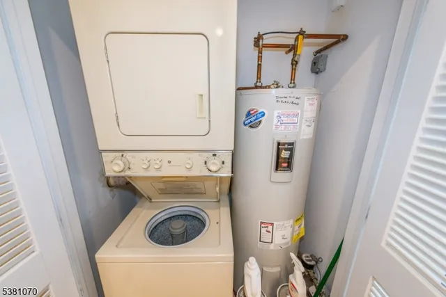 $264,900 | 2 Richmond Road, Unit 210, West Milford, NJ 07480