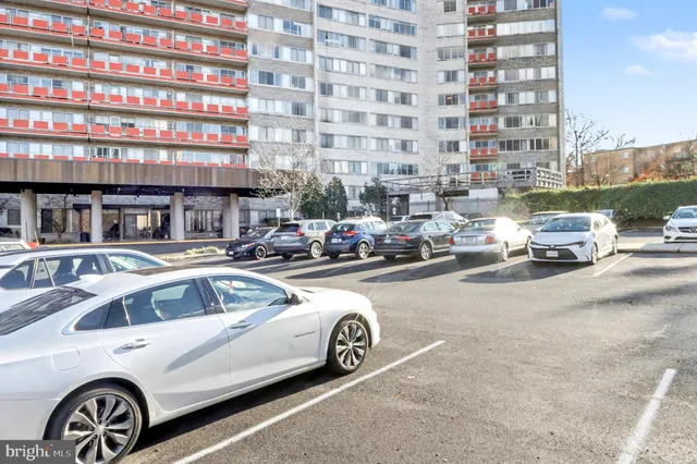 a car parked in front of a building