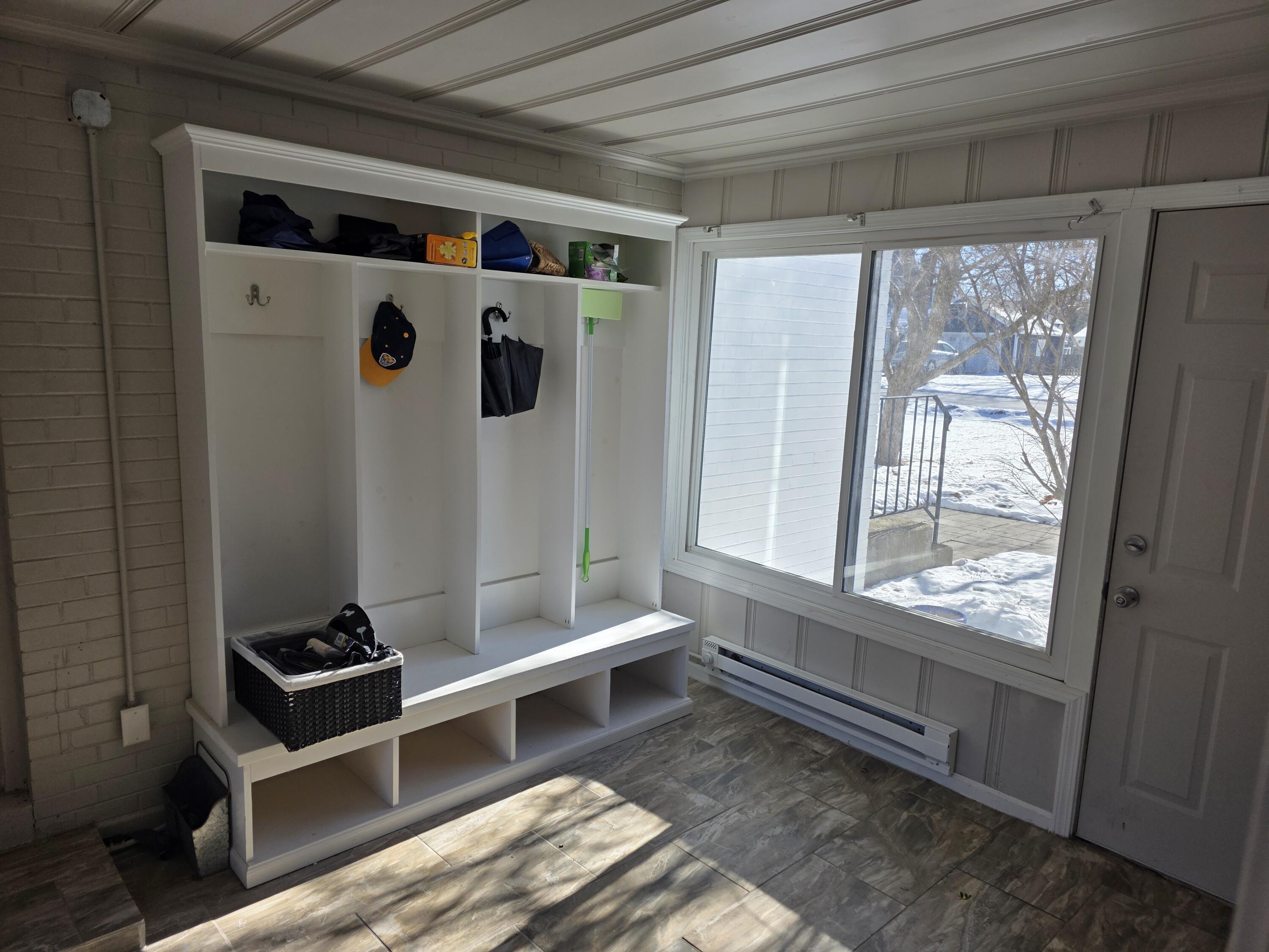 308 East Spooner Road Fox Point, WI 53217 - Photo 12 of 30 20260129_114247