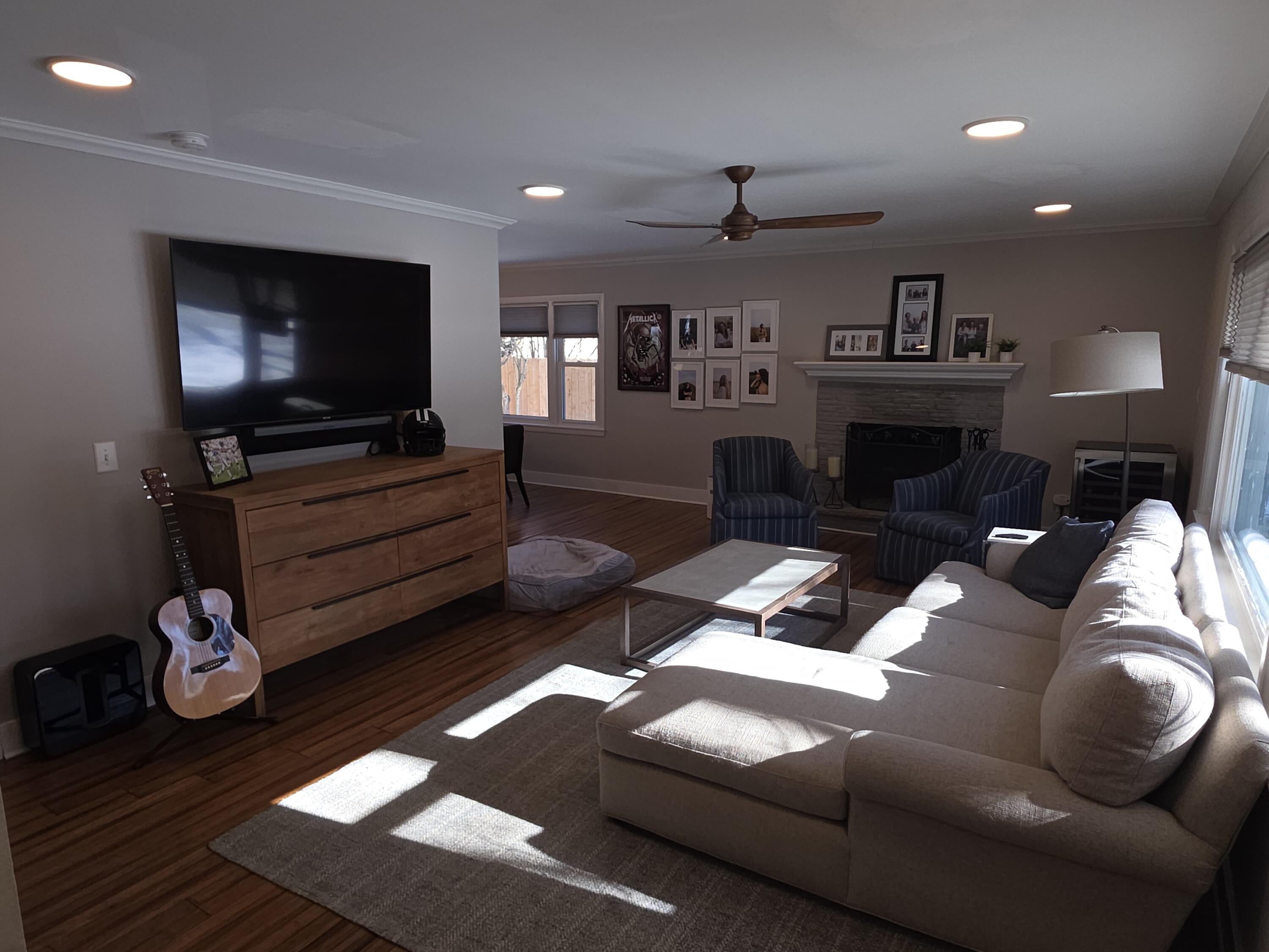 308 East Spooner Road Fox Point, WI 53217 - Photo 2 of 30 20260129_113311