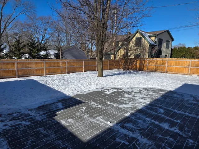 $3,775 | 308 East Spooner Road, Fox Point, WI 53217