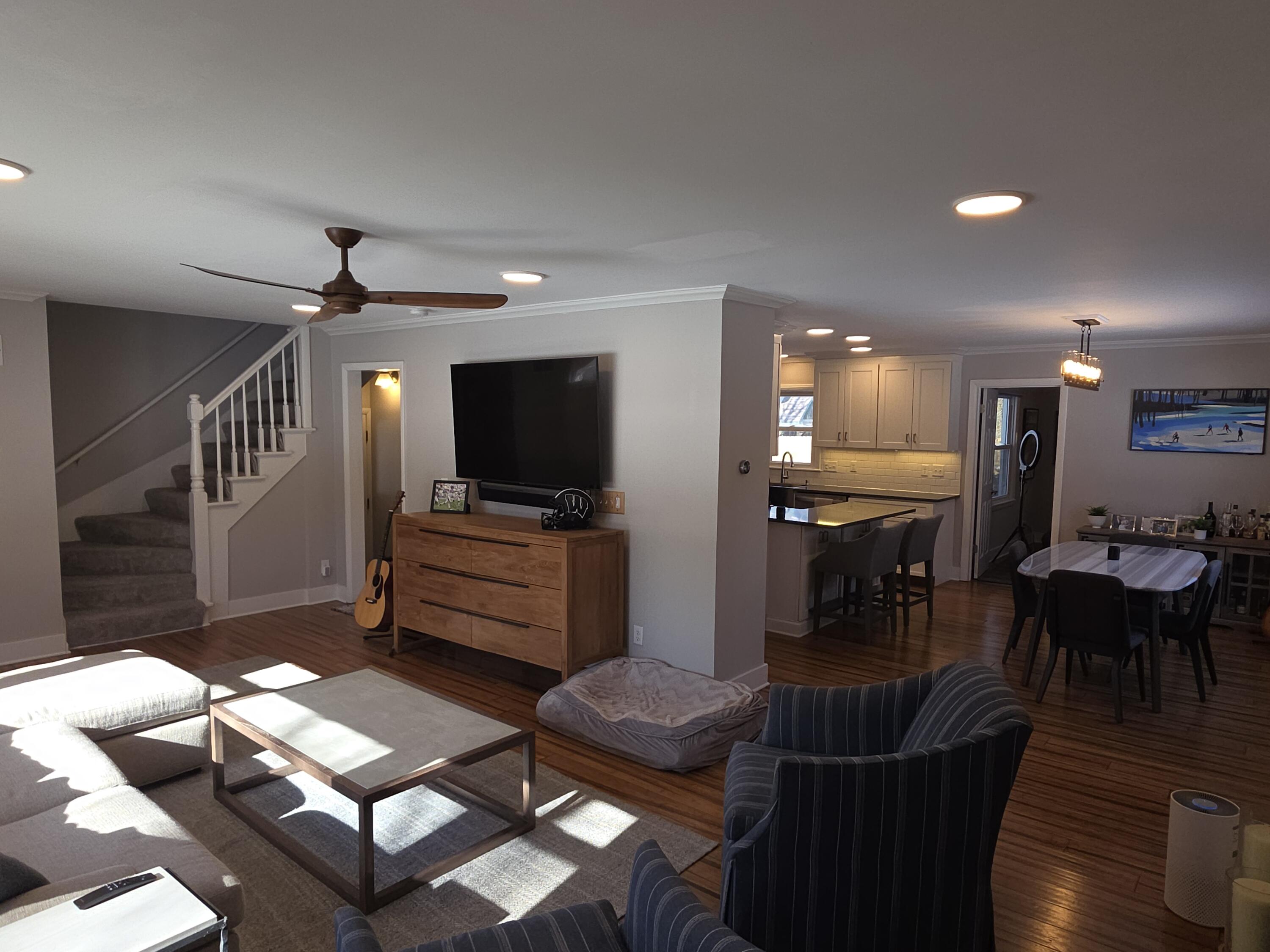 308 East Spooner Road Fox Point, WI 53217 - Photo 3 of 30 20260129_113450