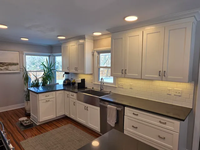 $3,775 | 308 East Spooner Road, Fox Point, WI 53217