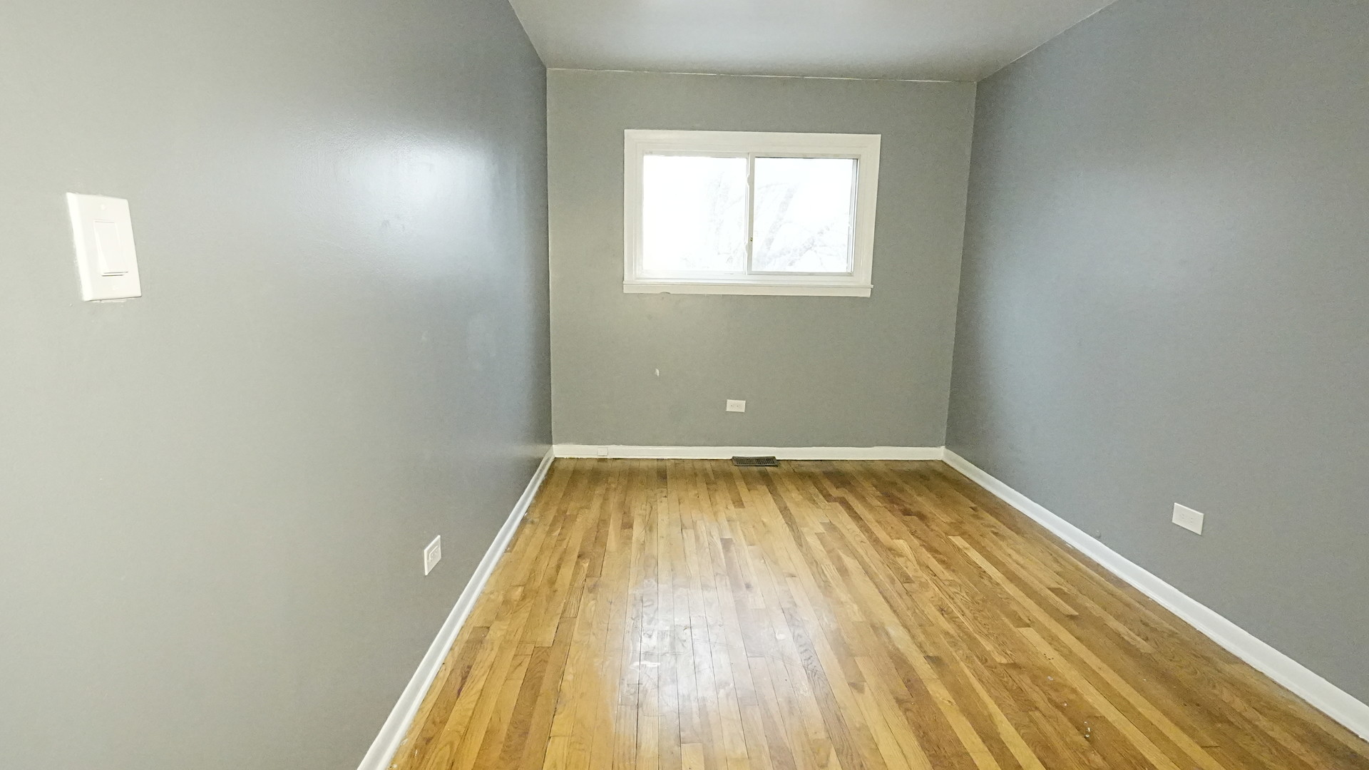 16918 Orchard Ridge Avenue Hazel Crest, IL 60429 - Photo 17 of 21 wooden floor in a room