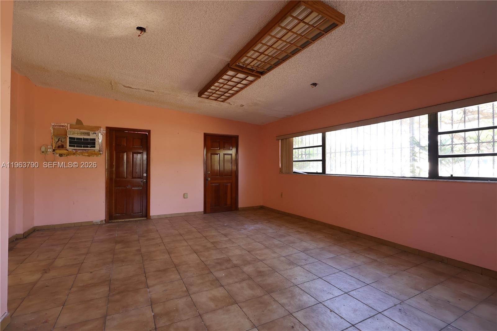 9210 Southwest 57th Terrace Miami, FL 33173 - Photo 11 of 20