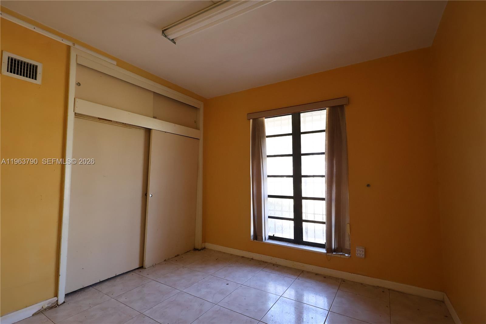 9210 Southwest 57th Terrace Miami, FL 33173 - Photo 15 of 20