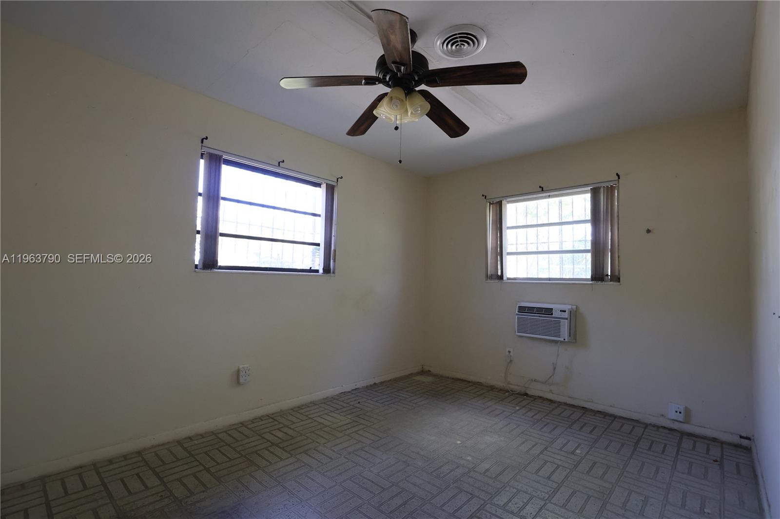 9210 Southwest 57th Terrace Miami, FL 33173 - Photo 16 of 20