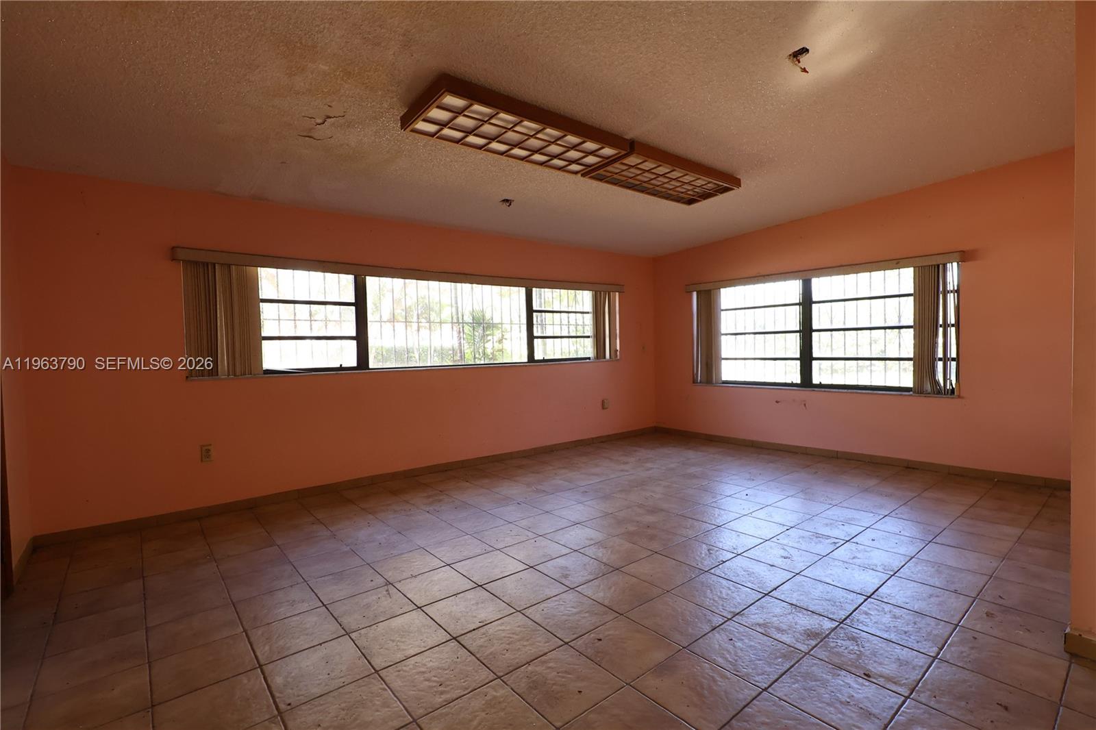 9210 Southwest 57th Terrace Miami, FL 33173 - Photo 9 of 20