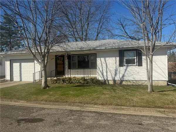 $115,000 | 627 Hannah Avenue, Paris, IL 61944