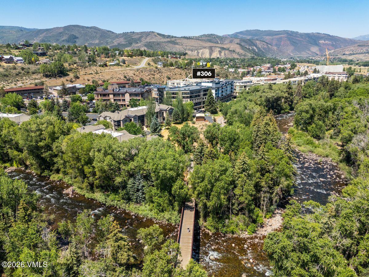 275 Main Street, Unit R306 Edwards, CO 81632 - Photo 15 of 16 Aerial