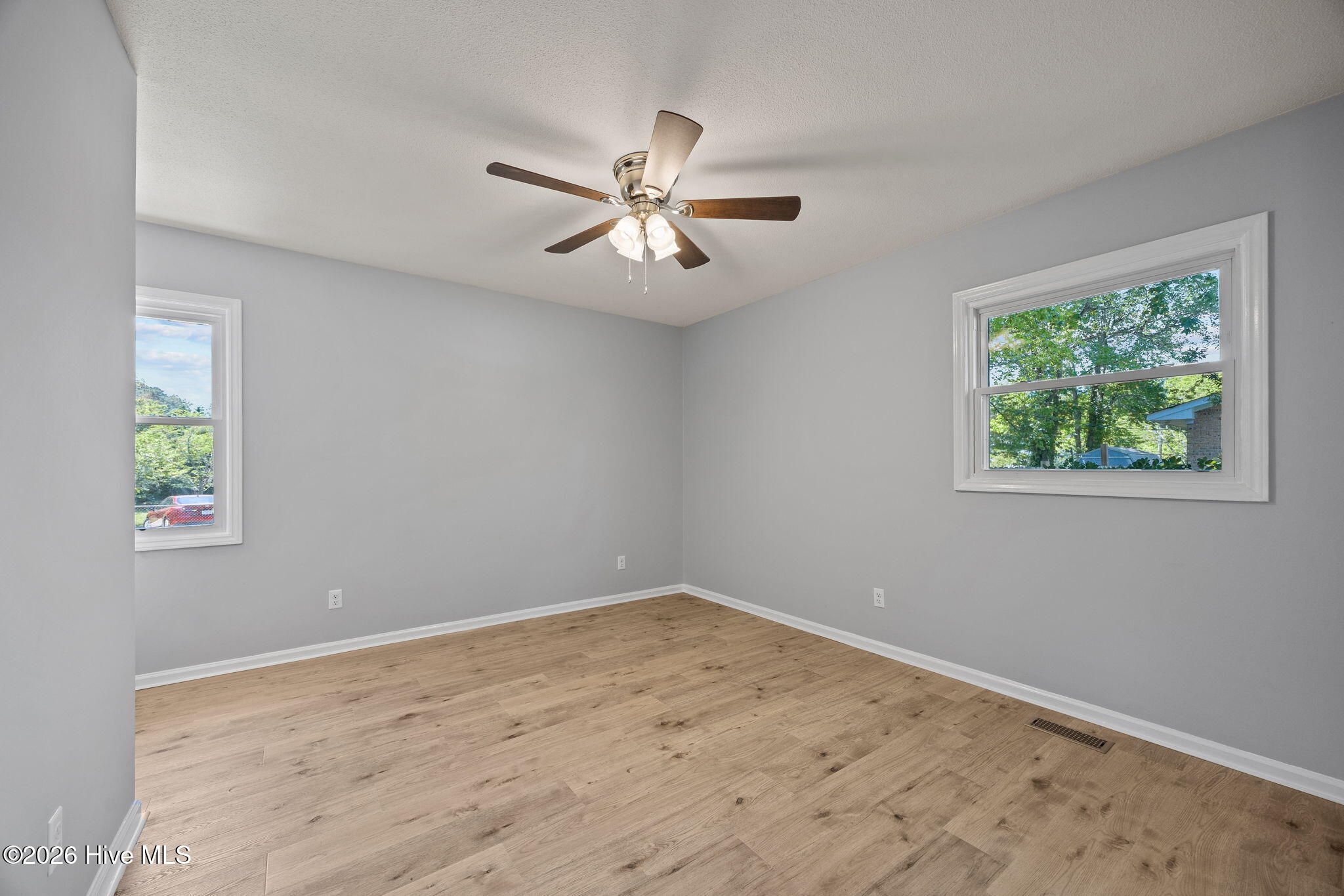 202 Stratford Road Havelock, NC 28532 - Photo 23 of 30 35-web-or-mls-202 Stratford 069